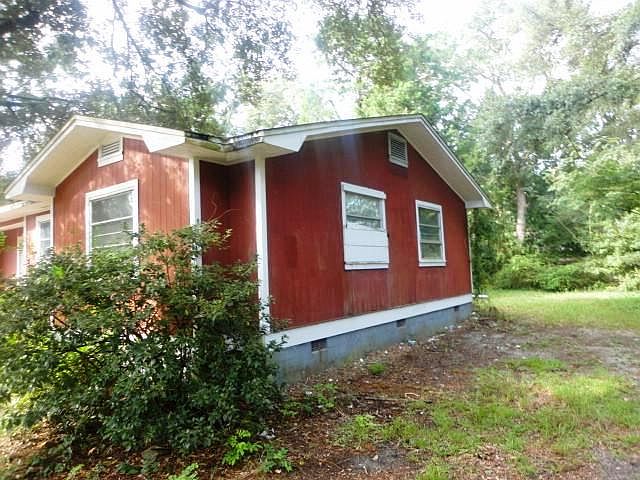 2nd image of 3275 Robertson Rd