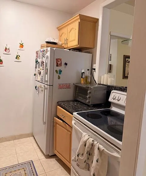 425 Shore Rd #3A — Photo 9