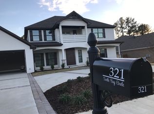 321 Turtle Bay Cir, Northport, AL 35473