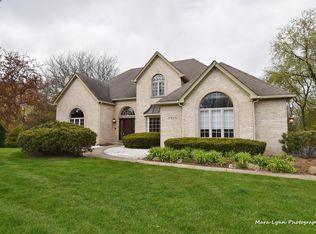 30W174 Forsythia Ln, Wayne, IL 60184