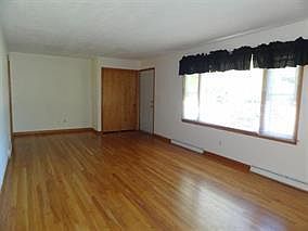 3rd image of 1219 N Randall Ave