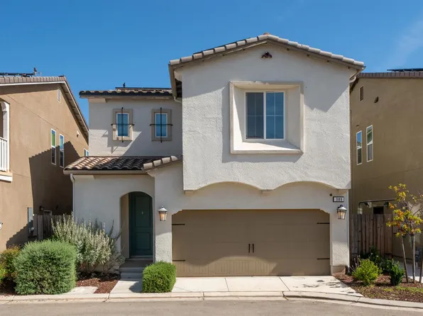 989 Moran Rd W, Madera, CA 93636