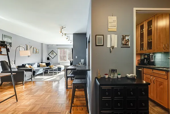Sold by Keller Williams NYC | media 5