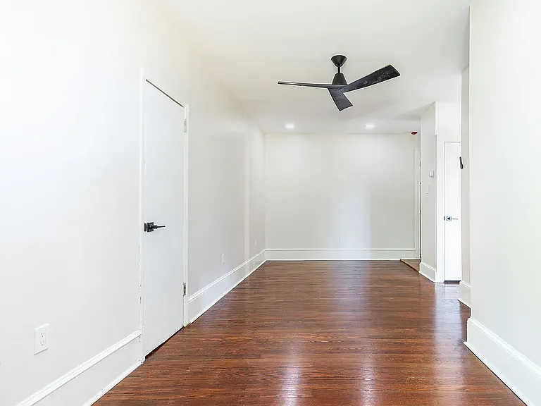 400 E Vernon Rd #D31 — Photo 16