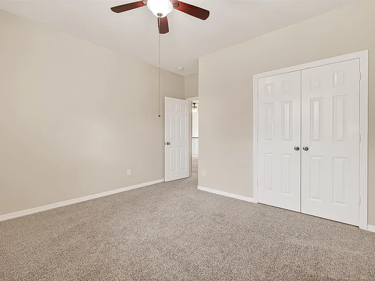 24526 Avellino Ct — Photo 32