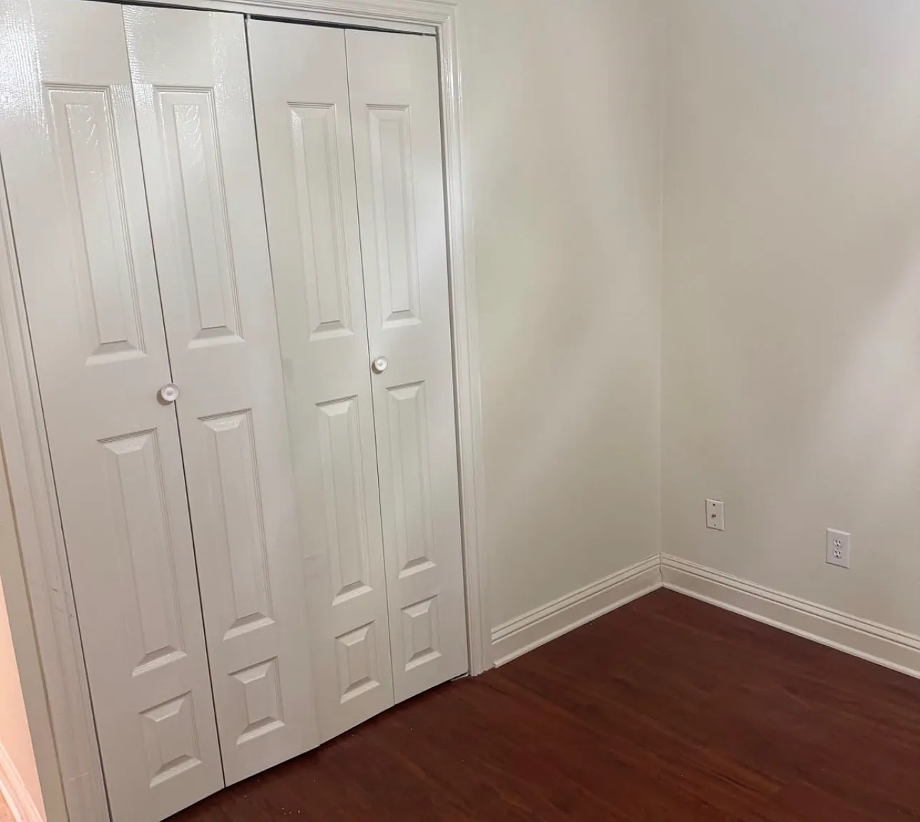 4 bed, 2500 sqft, $2,700 — Photo 3
