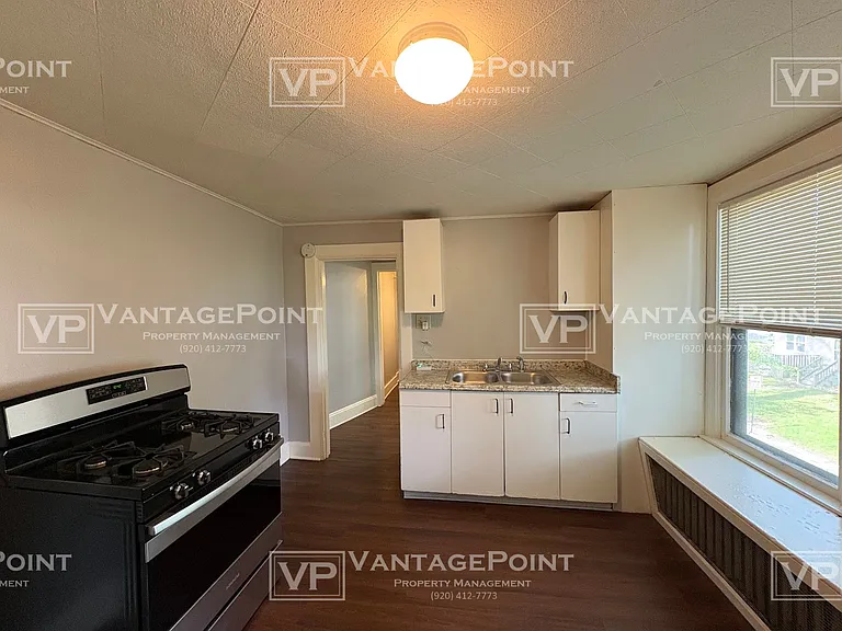 840 Shawano Ave #C — Photo 2