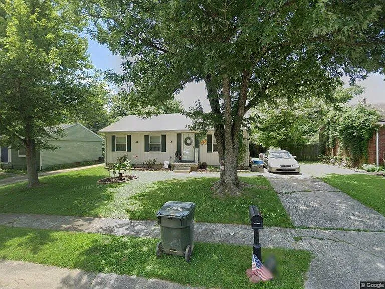 1016 Legislative Ln — Photo 1