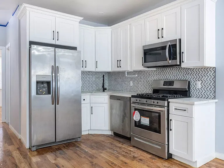 3492 Kingsland Ave #1 — Photo 6