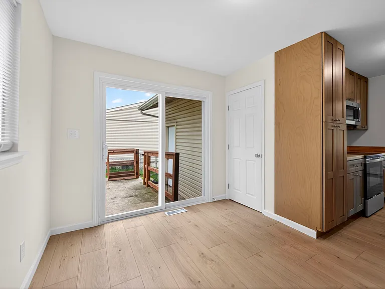 17 Hill Pl — Photo 9