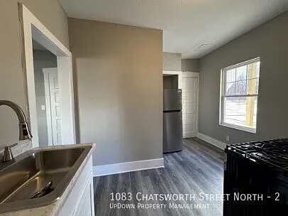 1083 Chatsworth St N #2 — Photo 11