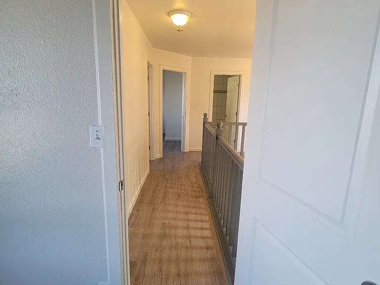 12 Highway Ave — Photo 18