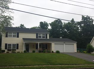 44 Abbott Rd, Somerset, NJ 08873