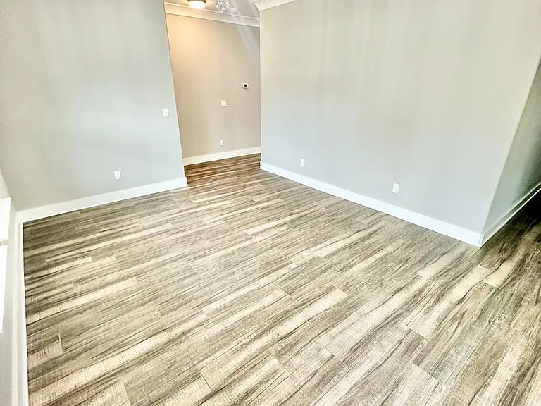 1180 French Quarter Way — Photo 6