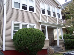 103 11th St, Providence, RI 02906