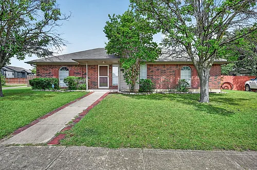 3225 Hollycreek Photo 1 3225 Hollycreek Photo 1
