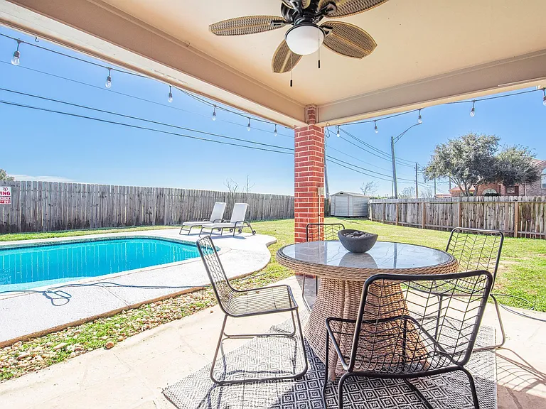 7418 Lake Livingston Dr — Photo 15