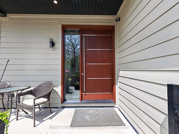 4th image of 2206 Tiny Beaches Rd S