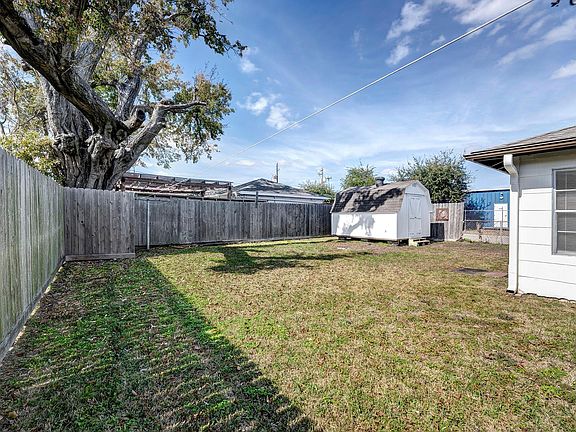 5th image of 1823 Angeline St