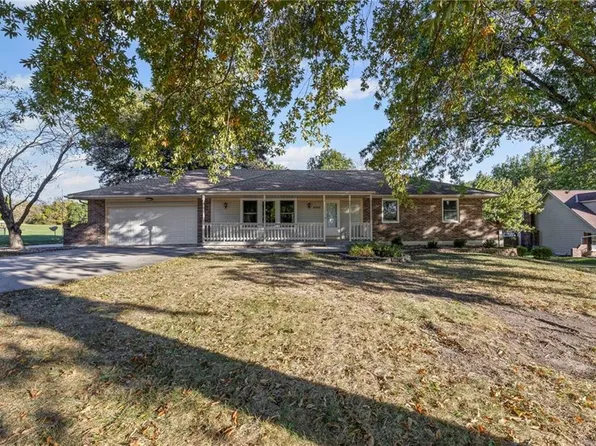 6500 Trott Rd, Belton, MO 64012