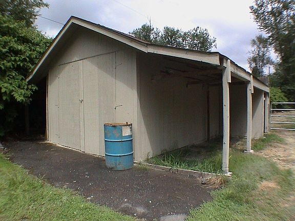 Outbuilding