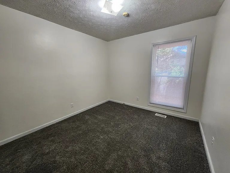 5521 Deep Hollow Ct — Photo 19