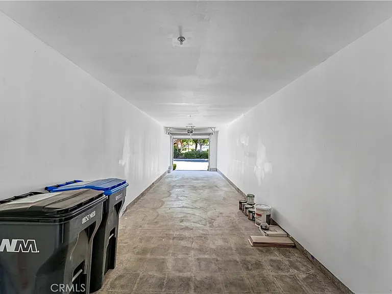 304 Birch Grv — Photo 33