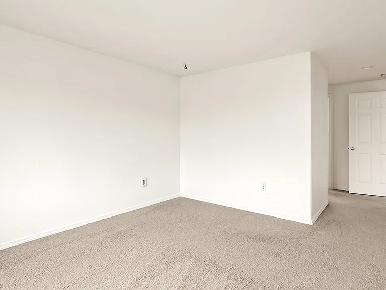 North Ridge Apartments — Photo 16