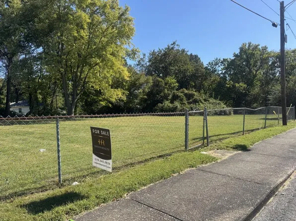 150-166 Pride Ave, Madisonville, KY 42431