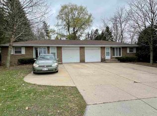 2672 Deckner Ave, Green Bay, WI 54302