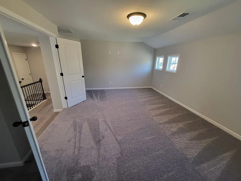 227 Haverford Dr — Photo 7
