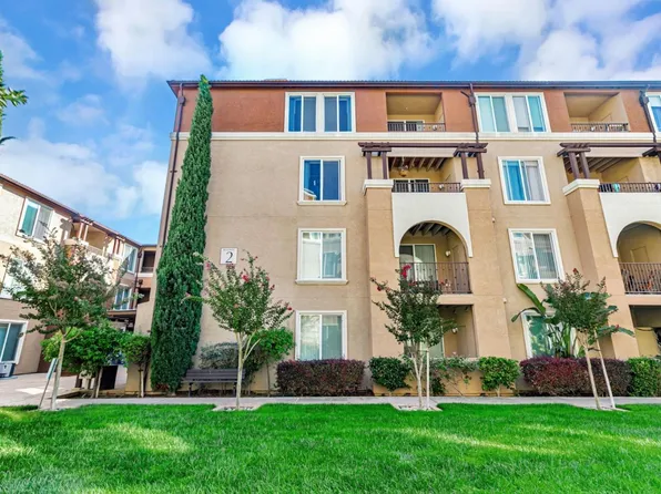 801 S Winchester Blvd APT 2401, San Jose, CA 95128