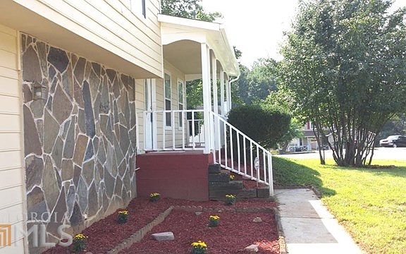 3rd image of 5559 McCrossin Cir