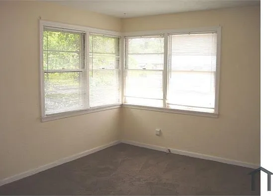 1 bed, 750 sqft, $975 — Photo 2