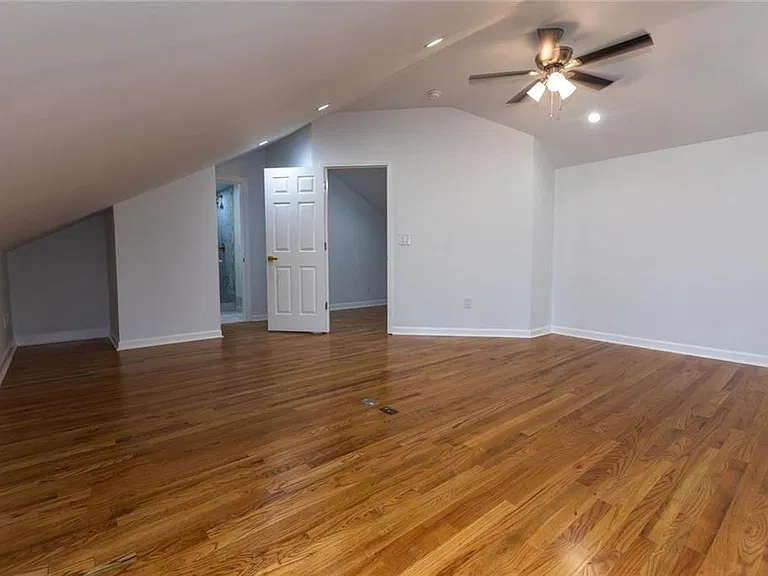 1311 Roxboro Dr — Photo 43