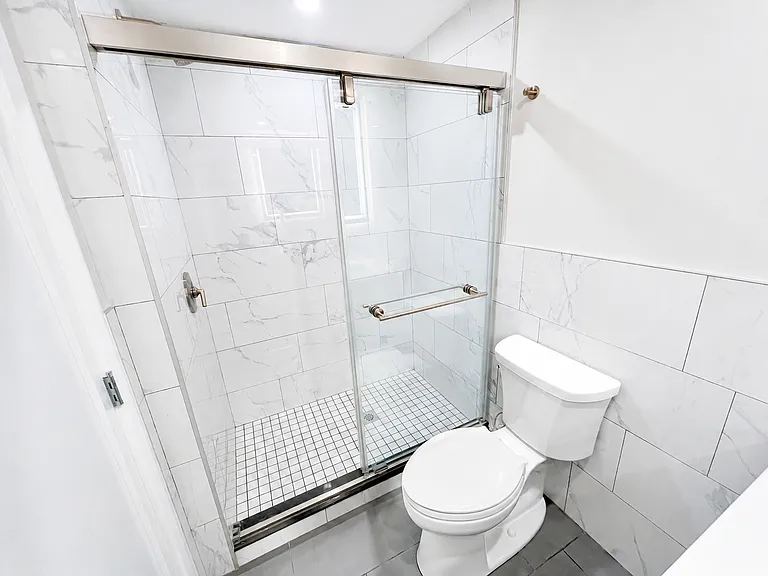 12-14 Blackwood St #G06 — Photo 16