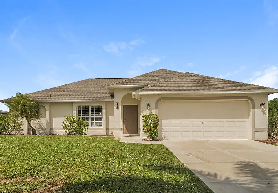800 SW 8th Pl