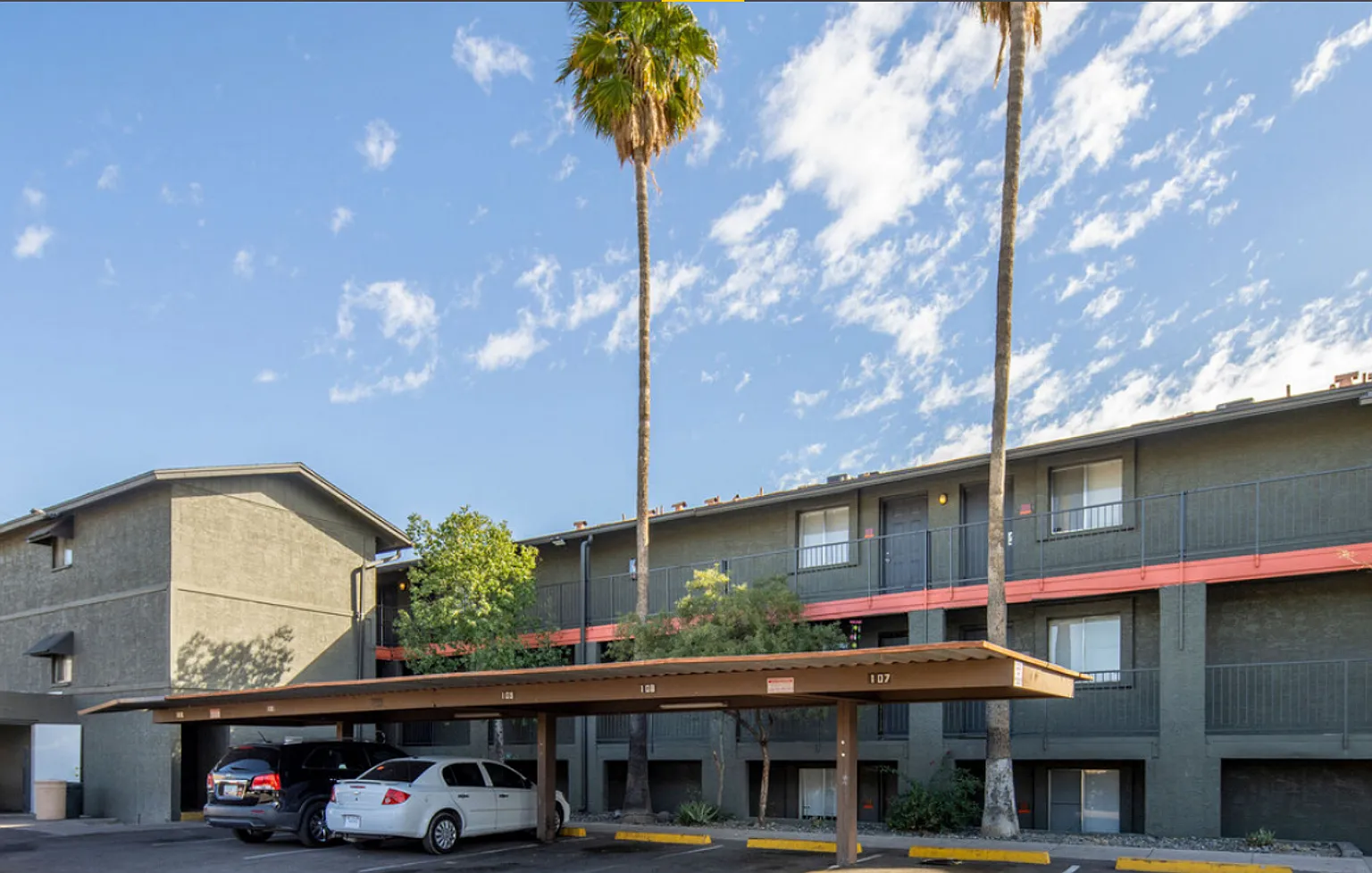 Mirador Apartments — Photo 3