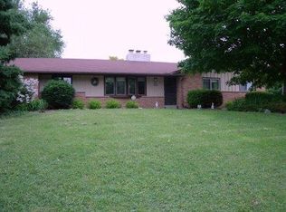 W220S7320 Carol Dr, Muskego, WI 53150