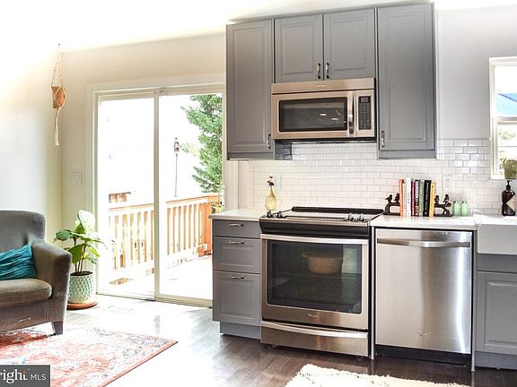 5th image of 13233 Golders Green Pl
