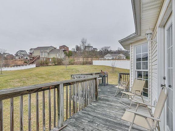 2nd image of 4621 Sundown Dr