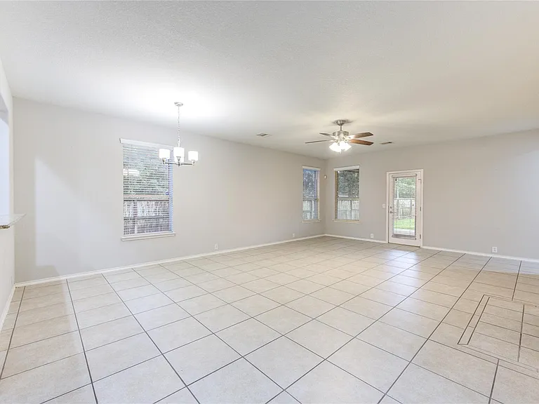 9503 Herons Grove Ln — Photo 12