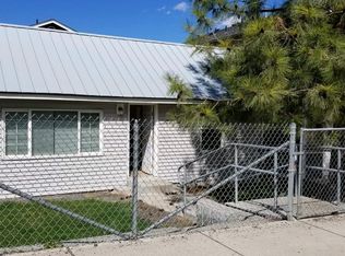 905 W Fremont Ave, Selah, WA 98942