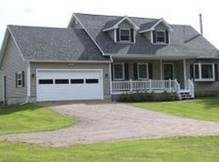 43 Reynolds Rd, Milton, VT 05468