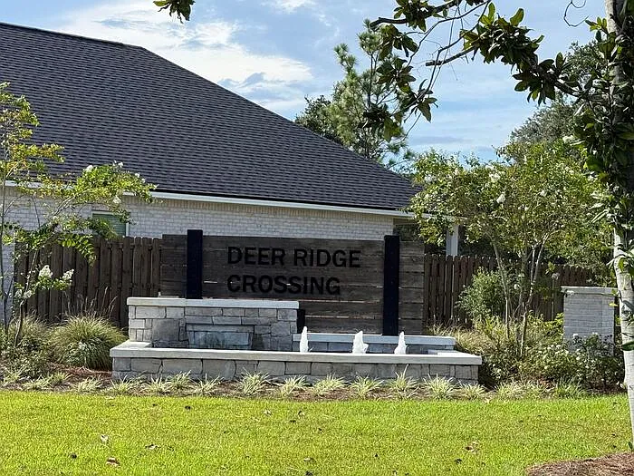 4 bed, 2.5 bath, 2464 sqft, $2,895 — Photo 2