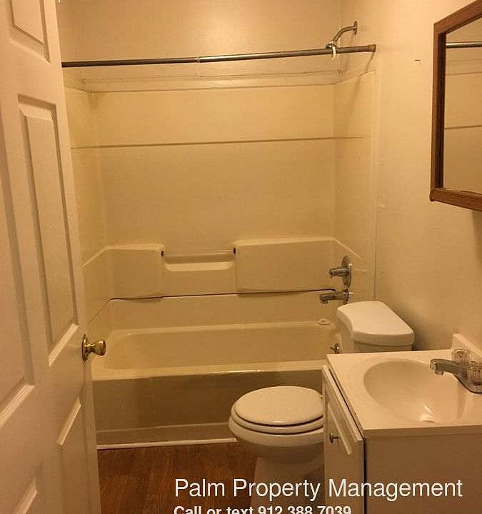2nd image of 1200 E Bolton St APT H