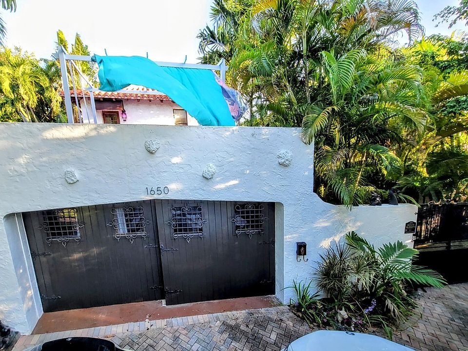 1st image of 1650 Biarritz Drive