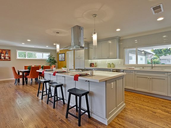 5th image of 10394 Glenview Ave