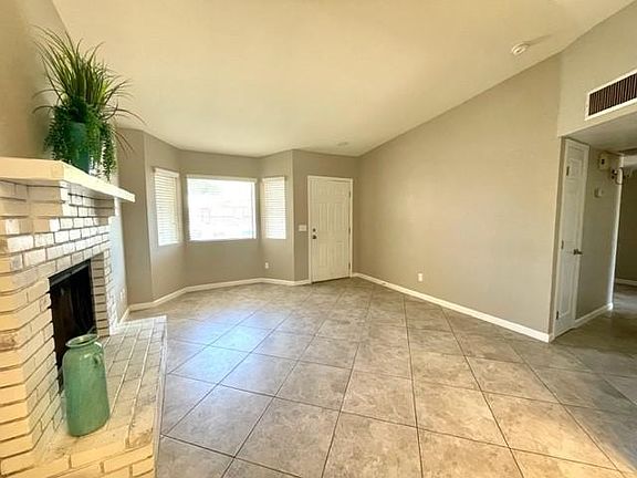 2nd image of 3147 E Dolphin Ave