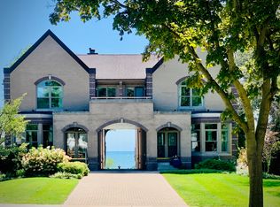 2202 N Terrace Ave #2202, Milwaukee, WI 53202